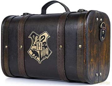 Harry Potter: Trouble Finds Me Premium Zestaw upominkowy (metalowa butelka, Zestaw ołówków, Notatnik A5, Drewniane etui)