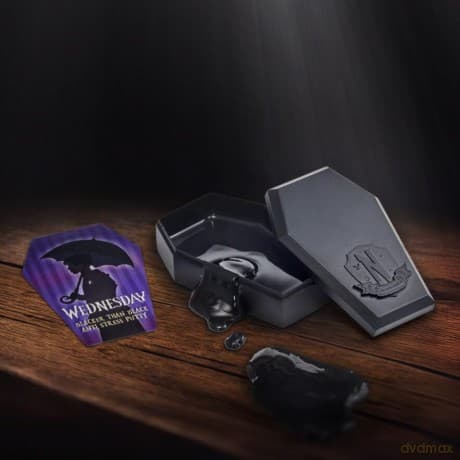 Wednesday: Wednesday Blacker Than Black Stress Putty