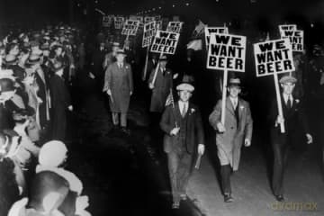 We Want Beer [PLAKAT]