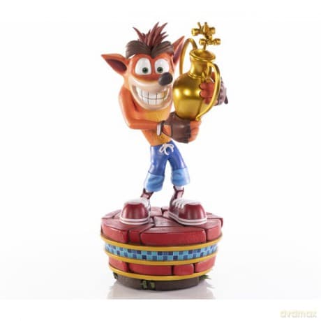 First4Figures - Crash Team Racing Nitro-Fueled (Crash Winner) RESIN /Figure [FIGURKA]