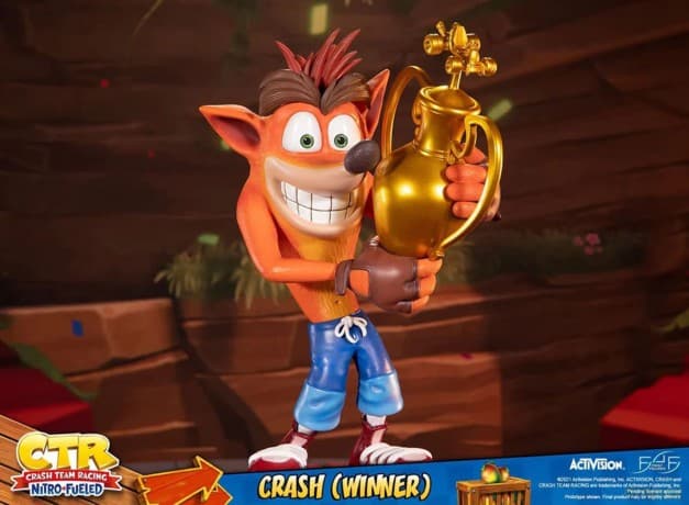 First4Figures - Crash Team Racing Nitro-Fueled (Crash Winner) RESIN /Figure [FIGURKA]