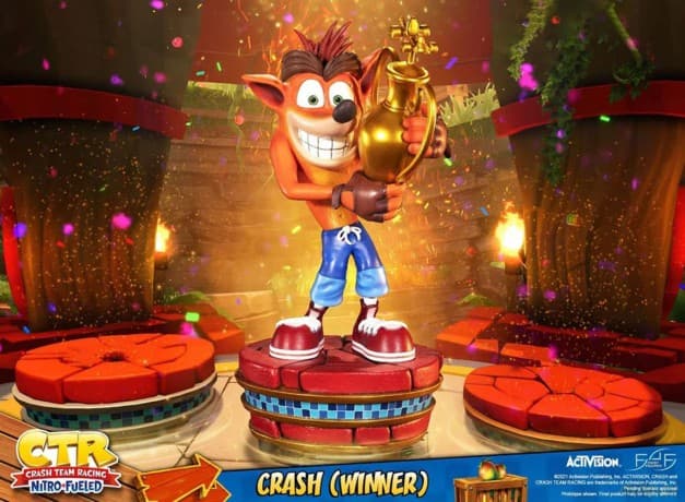 First4Figures - Crash Team Racing Nitro-Fueled (Crash Winner) RESIN /Figure [FIGURKA]