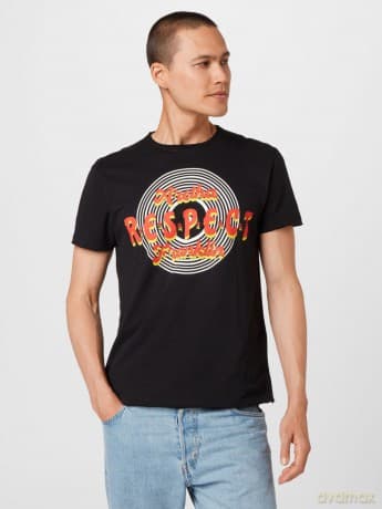 Aretha Franklin: Aretha Franklin - Respect Amplified Vintage Black Xxlarge T Shirt