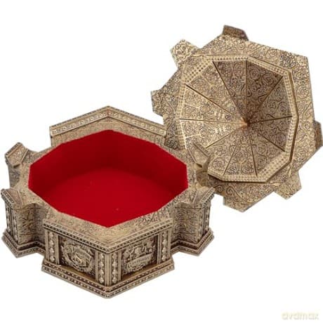 Harry Potter: Harry Potter Hogwarts Trinket Box