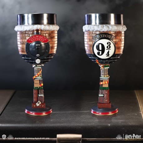 Harry Potter: Harry Potter Platform 9 3/4 Goblet