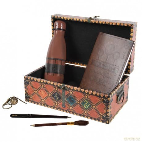 Harry Potter: (Quidditch Trunk) Premium Gift Set