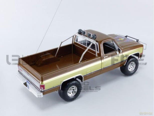 Greenlight Collectibles - 1/18 Fall Guy 1982 GMC K-2500 Sierra Grande