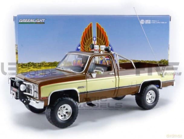 Greenlight Collectibles - 1/18 Fall Guy 1982 GMC K-2500 Sierra Grande