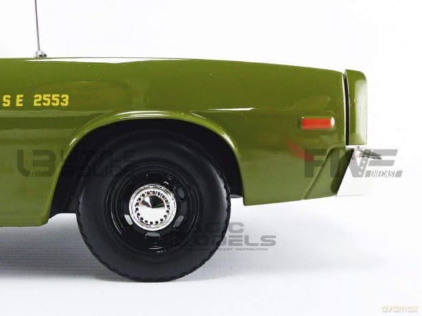 Greenlight Collectibles - 1/18 The A-Team (1983-87 TV Series) Plymouth Fury US Army Police