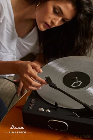 Brad: Brad Black Edition (Wireless Streaming Turntable)