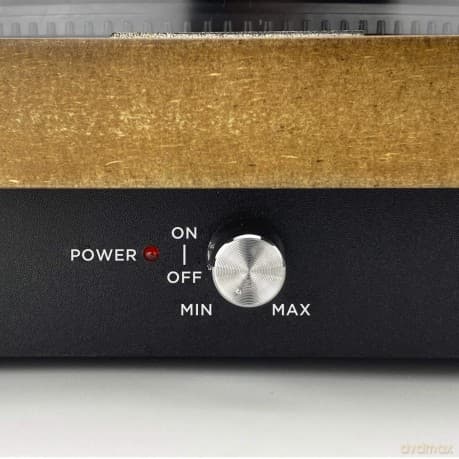 Aiwa: Stereo Turntable Gbtur-120Wdmkiii