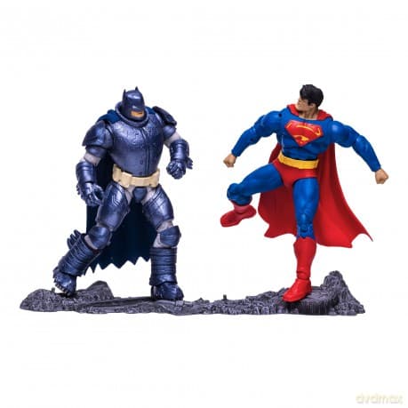 Batman VS Superman Diorama 17cm