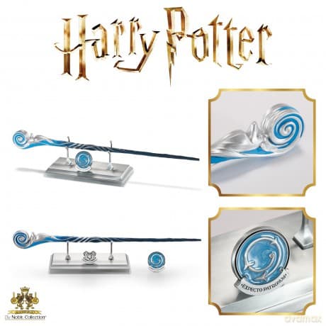 Harry Potter Różdżka celebracyjna Patronusa z podstawką do ekspozycji / Harry Potter Celebration wand Patronus Charm