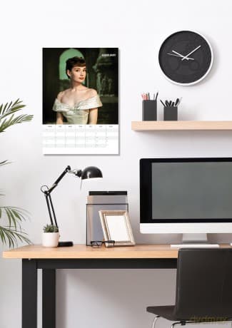 Audrey Hepburn: Audrey Hepburn 2026 Unofficial Calendar Calendar [KALENDARZ]