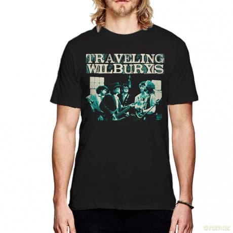 Traveling Wilburys: Men's Tee: Performing (Medium)