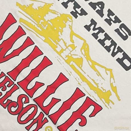 Willie Nelson: Unisex T-Shirt: Always On My Mind (Natural) (Small)