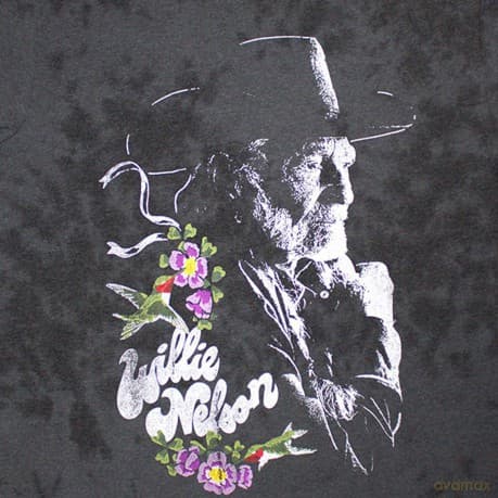Willie Nelson: Unisex T-Shirt: Floral (Black) (Wash Collection) (Small)
