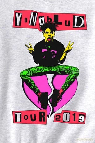 Yungblud: Unisex Sweatshirt: Raver Smile (White) (Back & Sleeve Print) (X-Small)