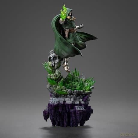 The Infinity Gauntlet Marvel Legends Diorama Statue 1/10 Doctor Doom Deluxe Edition 42 cm