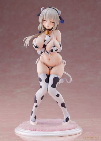 Uzaki-chan Wants to Hang Out! PVC Statue 1/7 Tsuki Uzaki Cow Bikini Ver. 22 cm