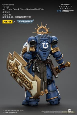 Warhammer 40,000 Action Figure Ultramarines Torvald with Power Sword, Stormshield and Bolt Pistol 13 cm