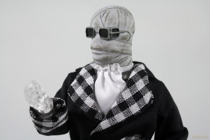Universal Monsters Figure The Invisible Man 20 cm