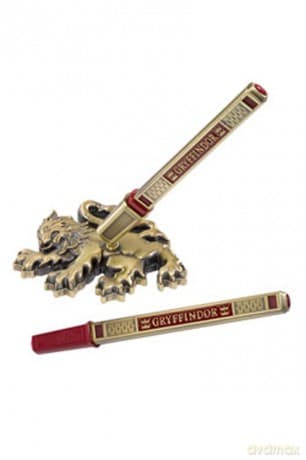 Harry Potter: Gryffindor House Pen And Desk Stand długopis z podstawką